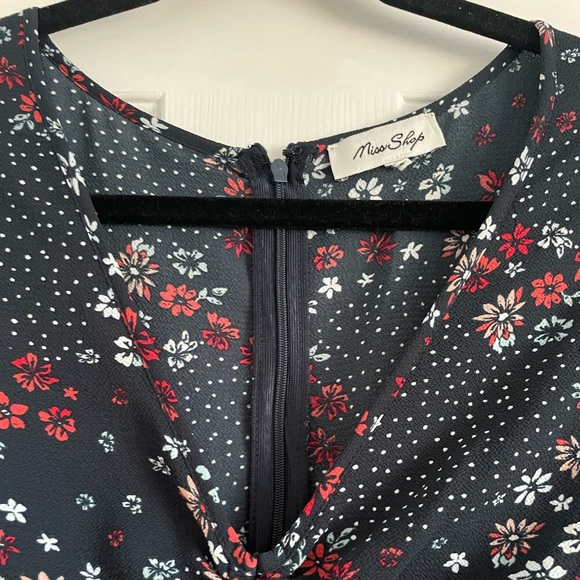 Miss Shop Playsuit - Picture 2 of 3